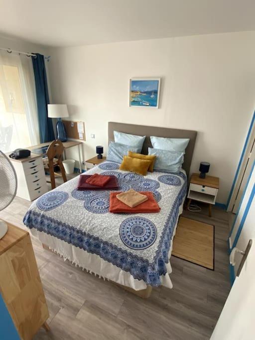 Logement Cosy, Situe Entre Ciel Et Mer Ванс Экстерьер фото